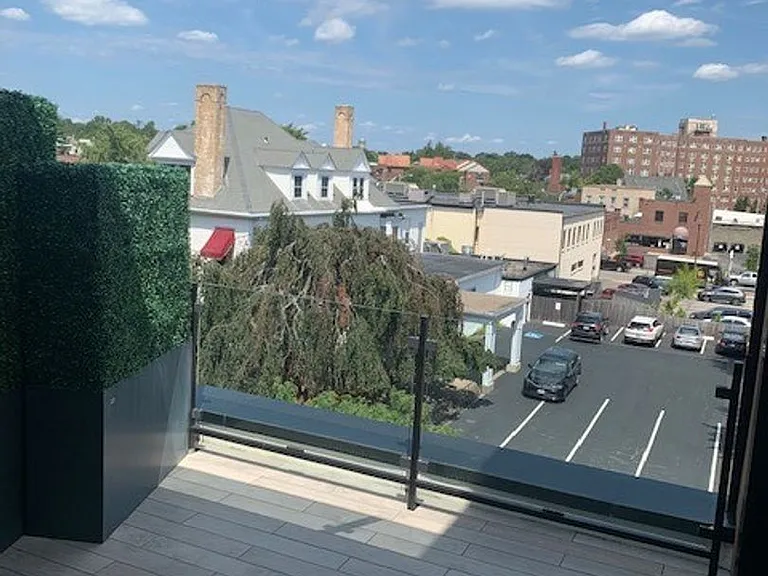 229 Waterman St — Photo 35