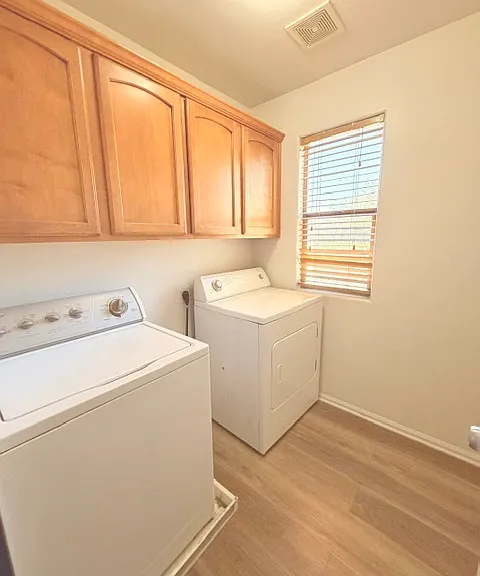 10949 W Pierson St — Photo 14