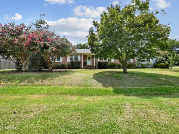 1847 Loganberry Road, Wilmington, NC 28405