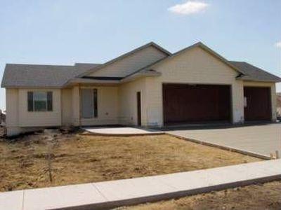 2601 Augusta St, Brandon, SD, 57005