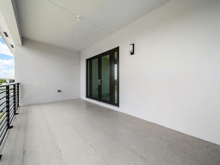 9516 Riverside Park Dr — Photo 37