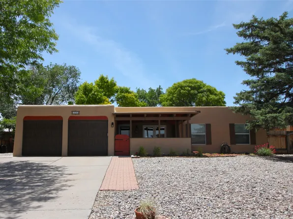 614 Meadow Ln, White Rock, NM 87547