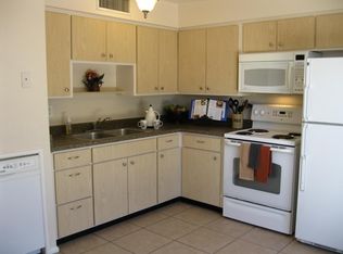 3649 E Blacklidge Dr, Tucson, AZ 85716