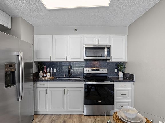 4th image of 94-979 Kauolu Pl APT 1212