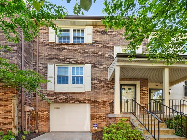 1004 River Oaks Dr, Pittsburgh, PA 15215