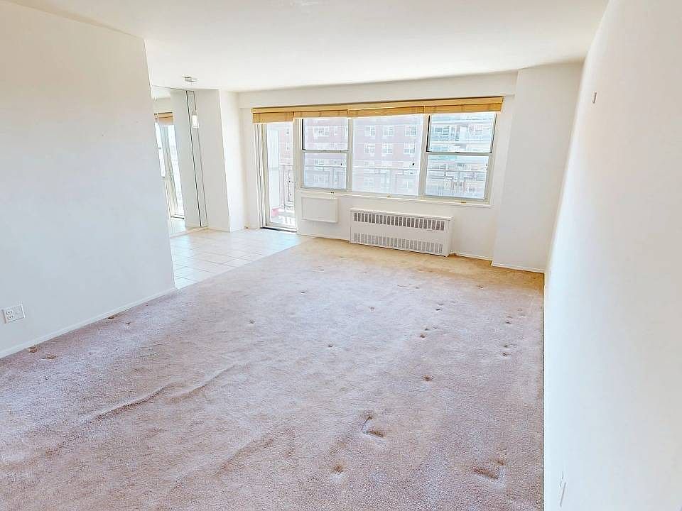 1st image of 2932 W 5th St APT 20D