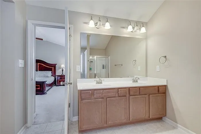 2318 Brynfield Cv — Photo 29