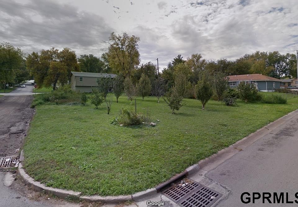 2nd image of 4605 Ellison Ave