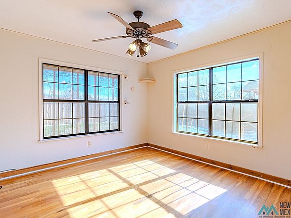 5th image of 2805 Gidding St