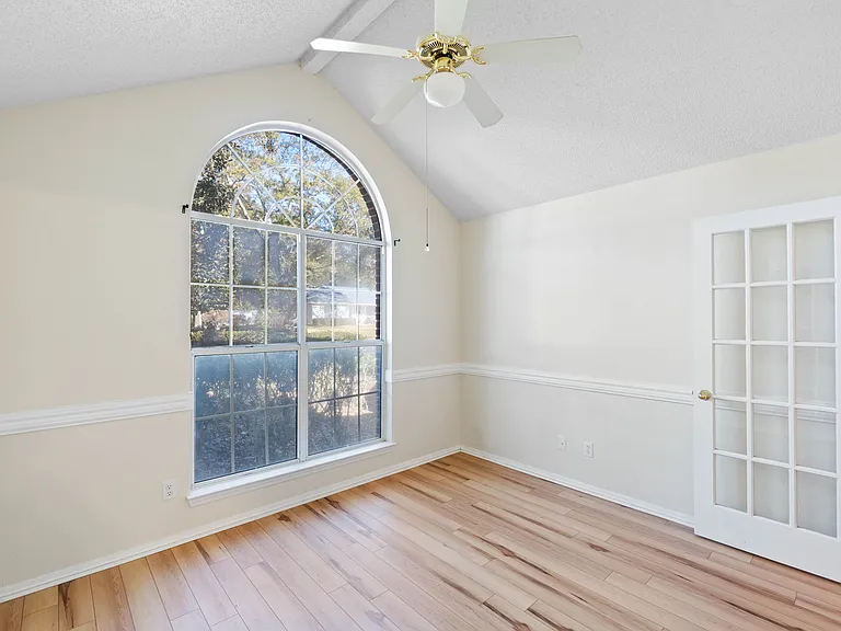 4591 Scarlet Dr — Photo 19