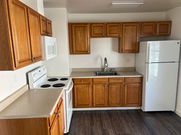 4 Berni Ct #15