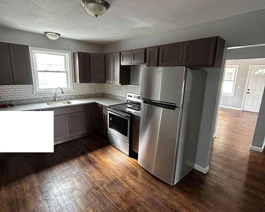 kitchen into hallway