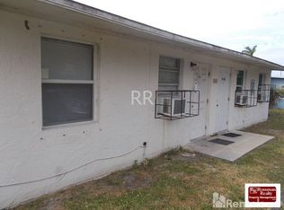 2166 Davis Ct, Fort Myers, FL 33916