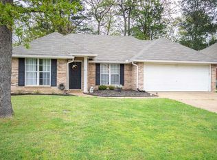 150 Chestnut Dr, Brandon, MS 39047