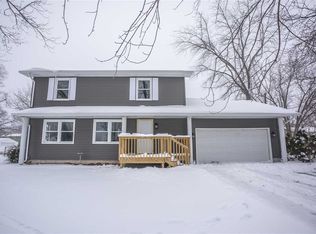 275 Liberty Blvd, Machesney Park, IL 61115