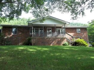 8528 Cracker Neck Rd, Washburn, TN 37888