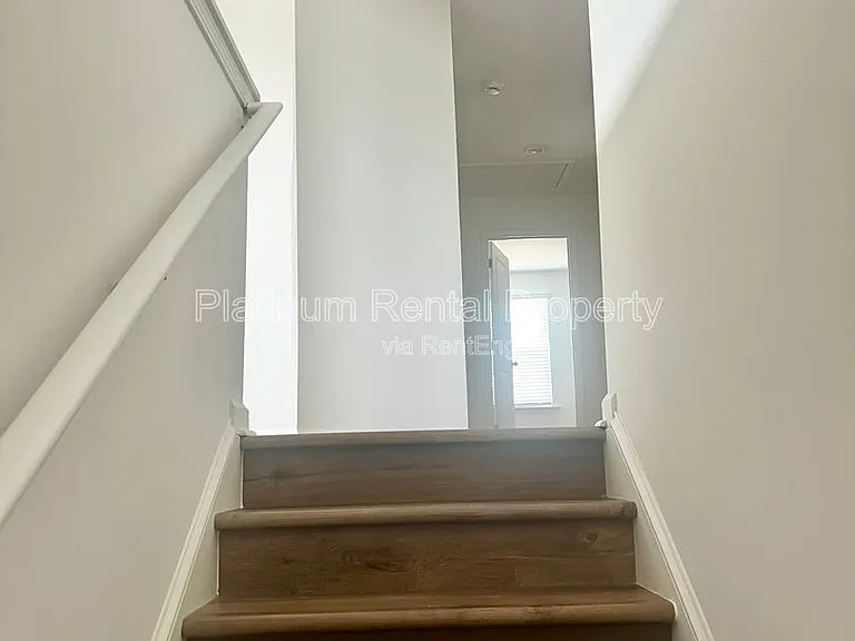3843 Rustic Barn Way — Photo 10