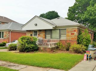 7322 171st St, Fresh Meadows, NY 11366