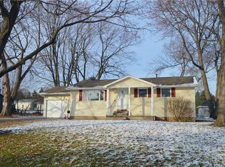 20 Friel Rd, Rochester, NY 14623