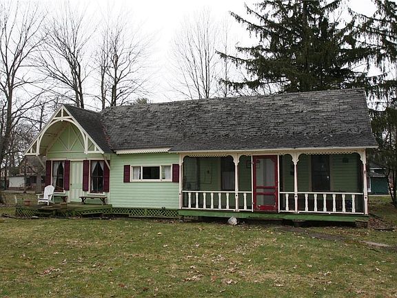 2nd image of 42785 Ontario Ave
