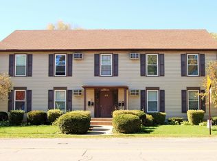 318 N Blackhawk Blvd APT 4, Rockton, IL 61072
