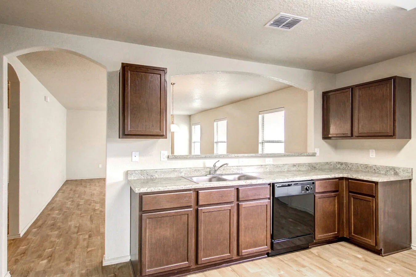 Enclave at Northeast Crossing — Photo 2