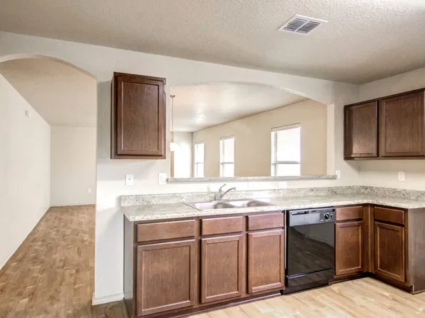 7511 Whispine, San Antonio, TX 78218