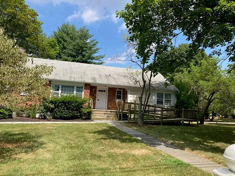 116 Meadow Rd — Photo 14