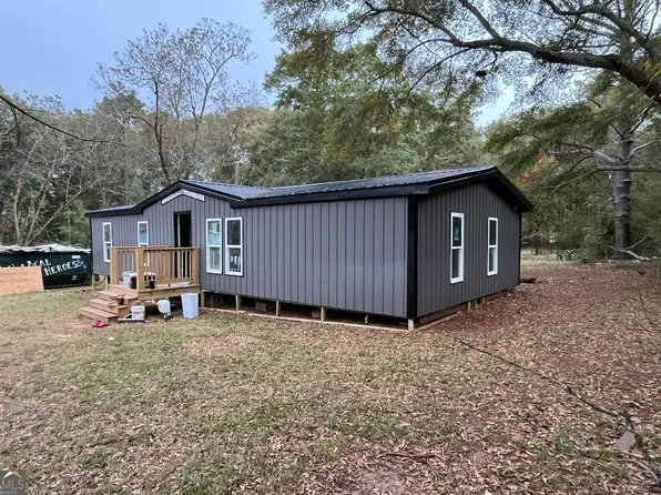 119 Little St, Williamson, GA 30292