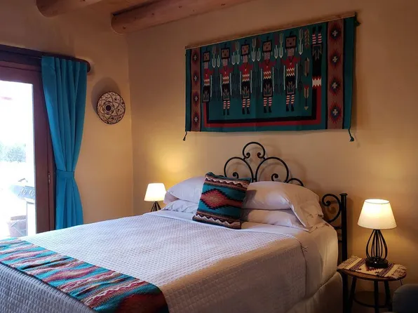 (undisclosed Address), Santa Fe, NM 87508