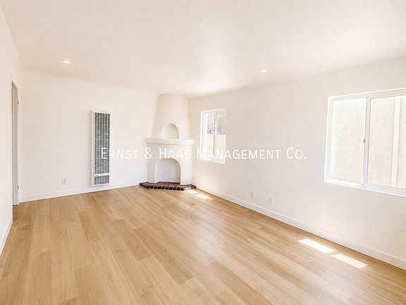 2nd image of 1384 Junipero Ave