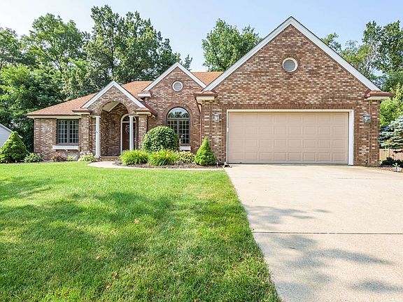3rd image of 5201 W Tamarac Dr