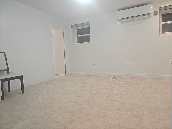 2nd image of 2234 Westervelt Ave #1