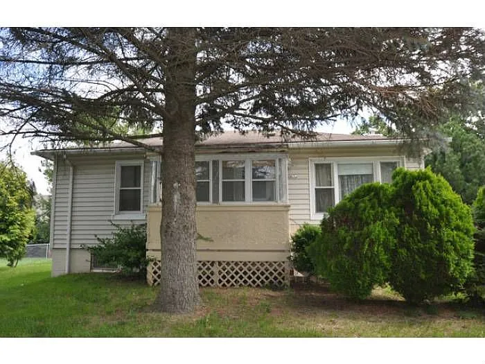 3369 Rockhaven Ave photo 1