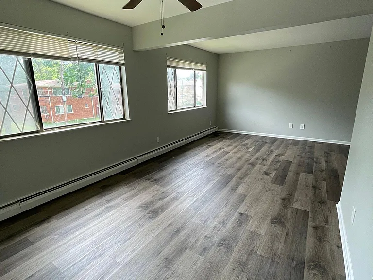 2580 Vera Ave #3 — Photo 2
