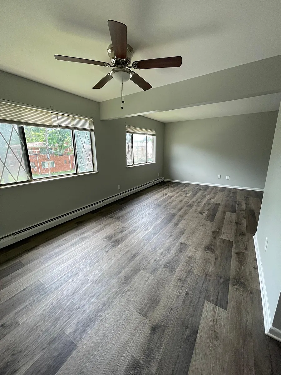 Building Photo - 2580 Vera Ave #3