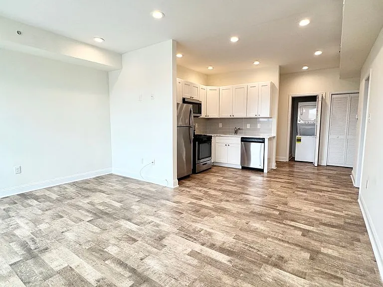 2331-33 N 33rd St. - DPD 6215 — Photo 19
