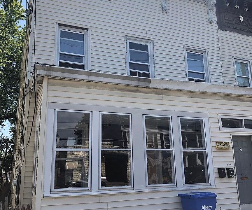 1st image of 47 Watervliet Ave