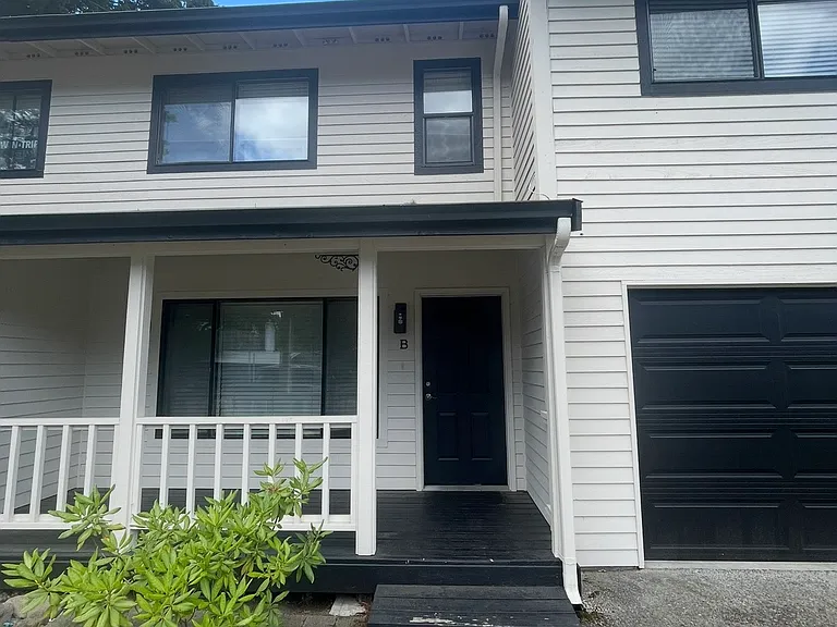 8614 John Dower Rd SW #B — Photo 2