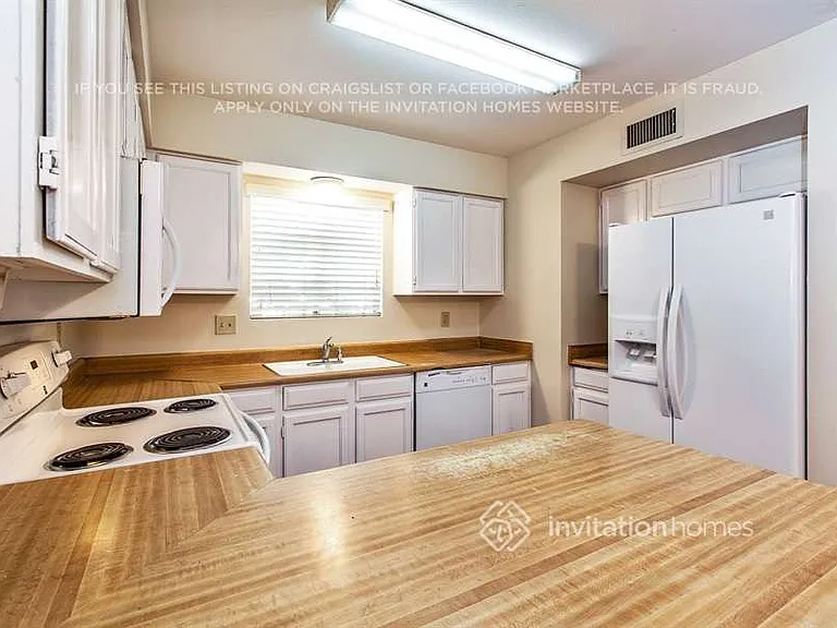 215 N Kachina — Photo 5