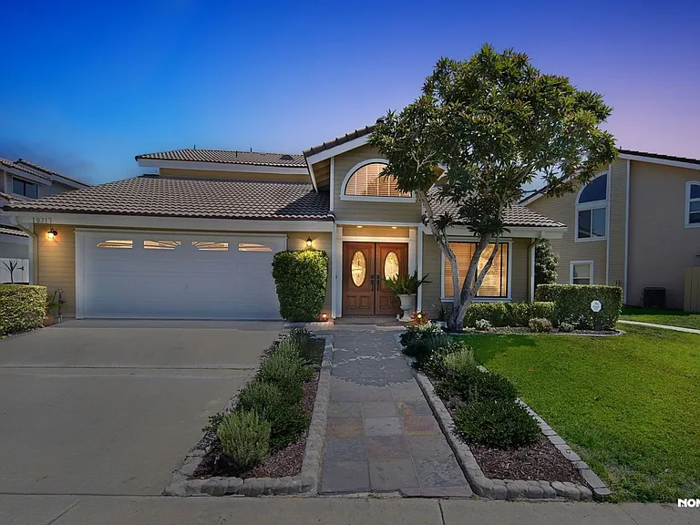 10317 Oak Ranch Ln — Photo 1