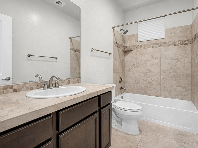 4820 E Virginia Ave #A — Photo 12