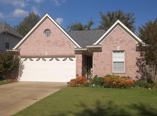 9770 Pigeon Roost Park Cir, Olive Branch, MS 38654
