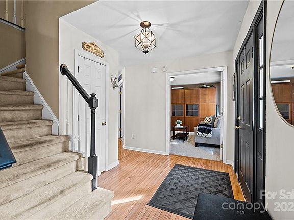 2nd image of 9316 Horseshoe Bend Dr