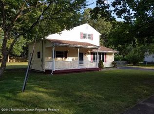 43 Sunset Dr, Howell, NJ 07731