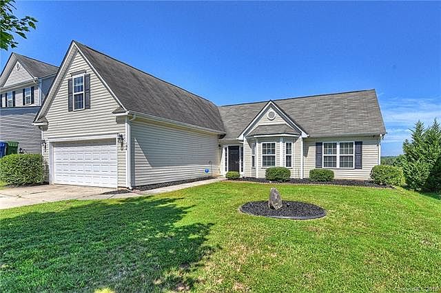 1st image of 104 Ashton Bluff Cir