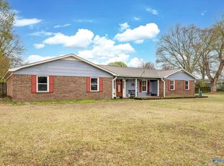 520 Kimberly St, Albertville, AL 35950