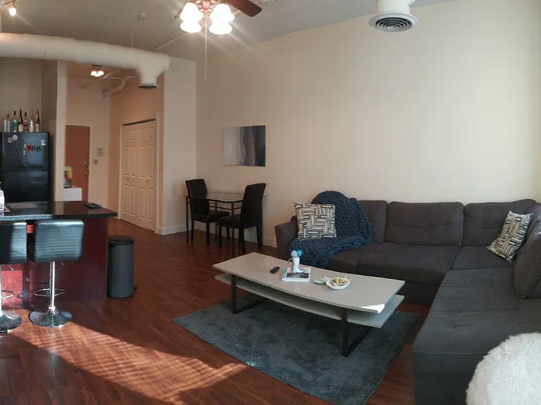 222 N College Ave — Photo 22
