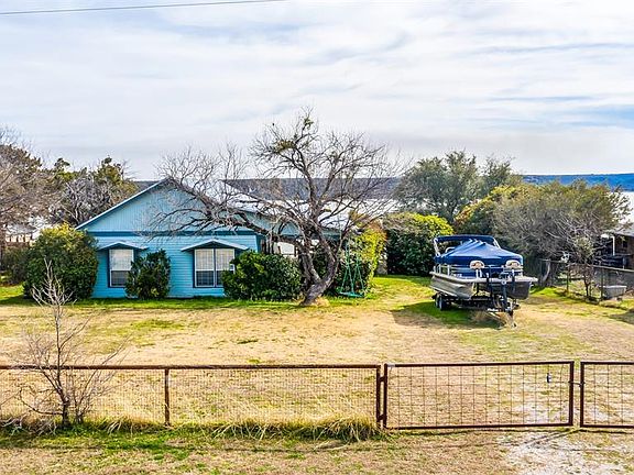2nd image of 806 Dunn Dr
