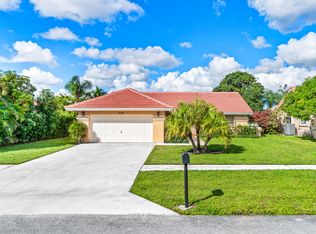 9192 Sun Pointe Dr, Boynton Beach, FL 33437